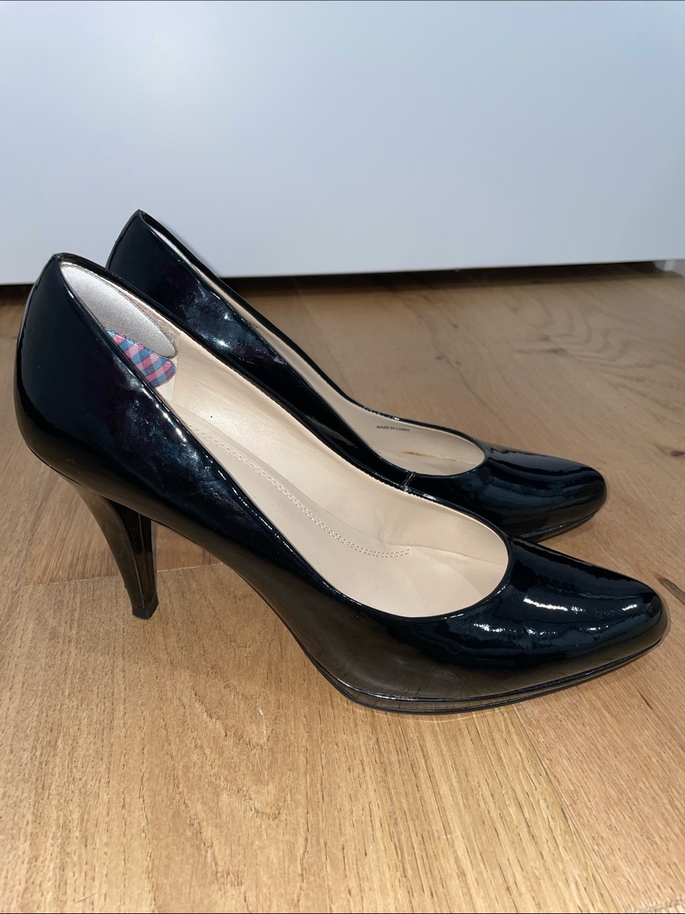 Ellen Tracy Cody Black Patent Leather Pointed Toe High Heels Size 7.5